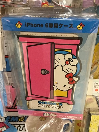 ドラえもん×ハローキティ コラボ サンリオ iPhone 6専用ケース.jpg
